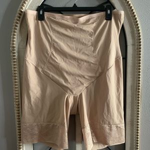 3X Maidenform shapewear